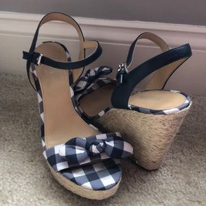 Michel Kors White & Navy Checkered Wedges Size 8